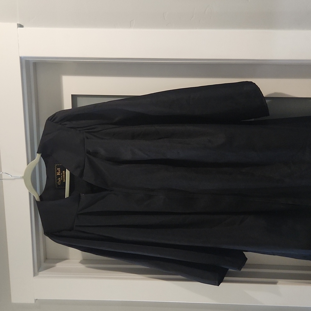 Womens Bachelor Graduation Gown